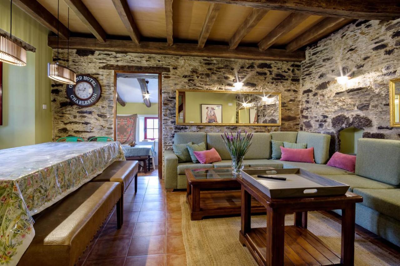 Gasthaus Aldea A Painza Arzúa Exterior foto